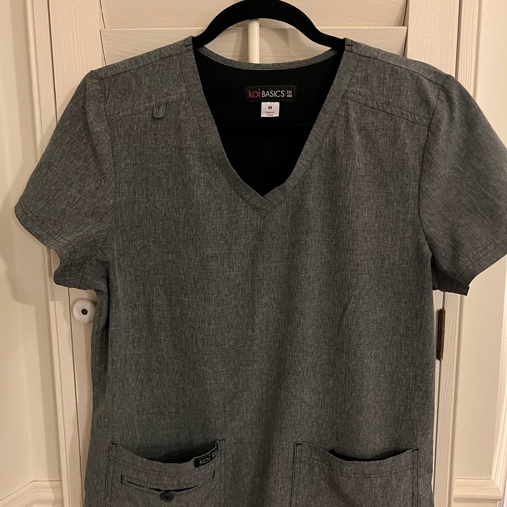 Scrubs set